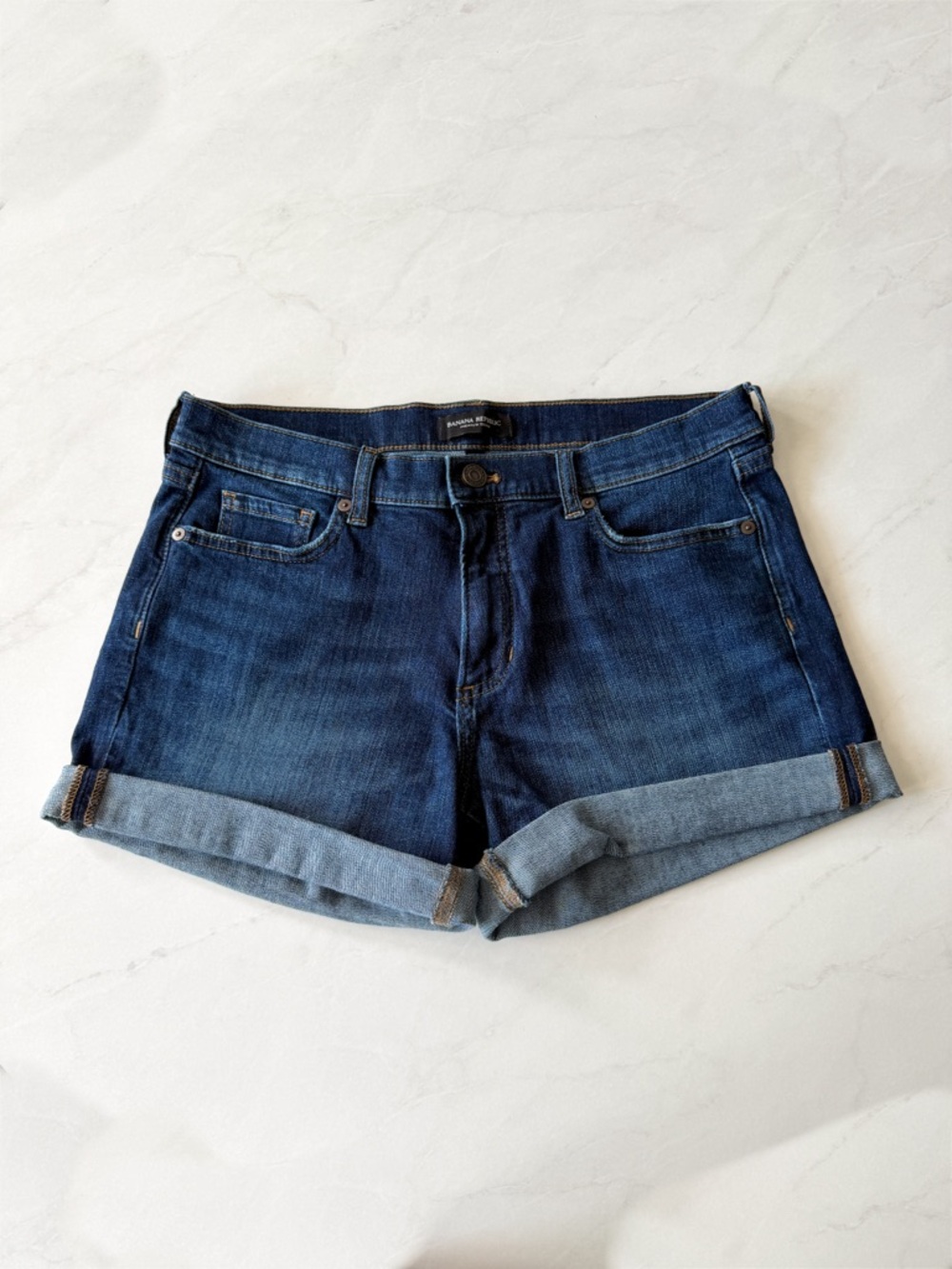 Banana Republic Premium Denim Jean Shorts Medium Wash Cuffed Size 4